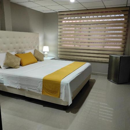 Royalinn Гуаякиль Экстерьер фото
