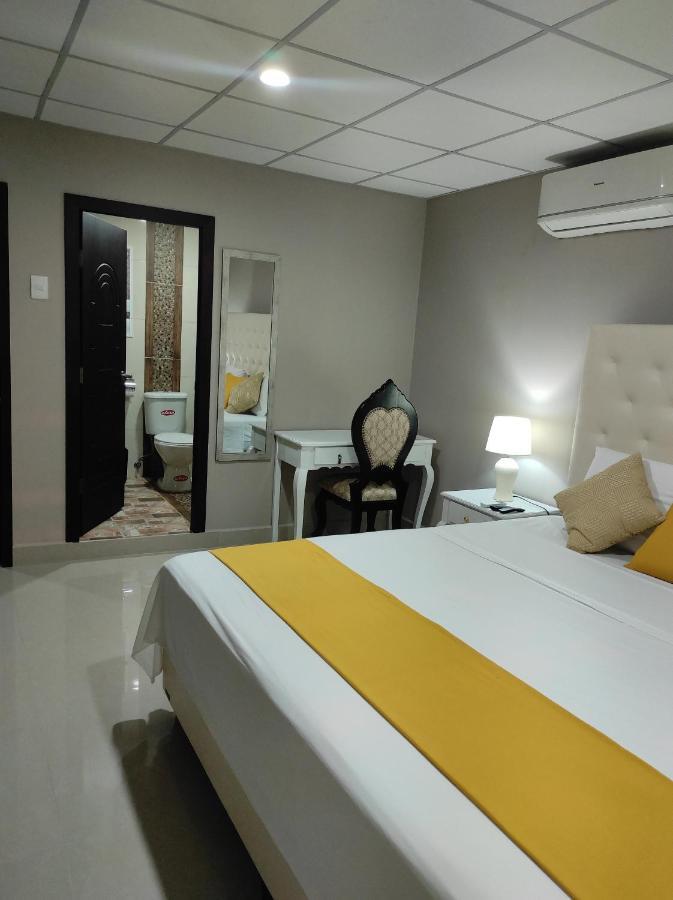 Royalinn Гуаякиль Экстерьер фото